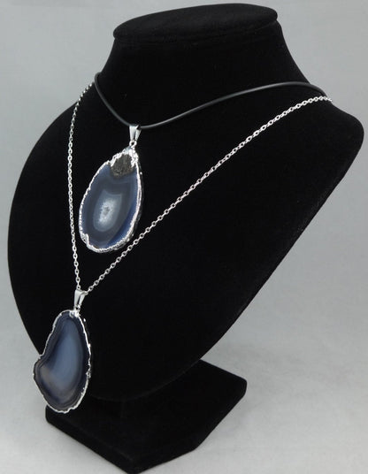 Agate Slice Necklace Pendant (Black)(Silver Edges) Natural Geode Slice Jewelry