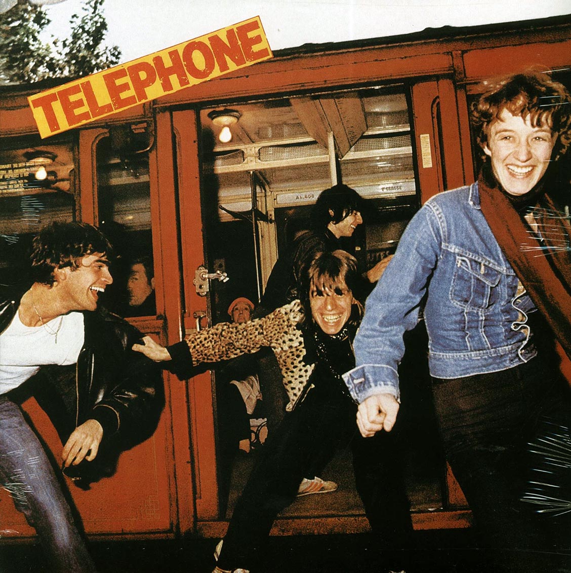 Telephone - Telephone