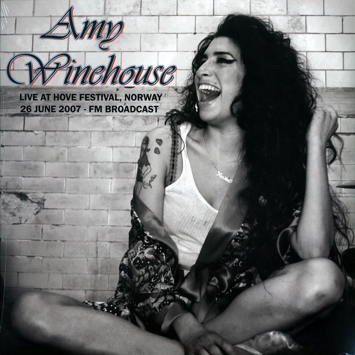 Amy Winehouse - Live At Hove Festival, Norway, 26 June 2007 FM Broadcast (ltd. 500 copies made)