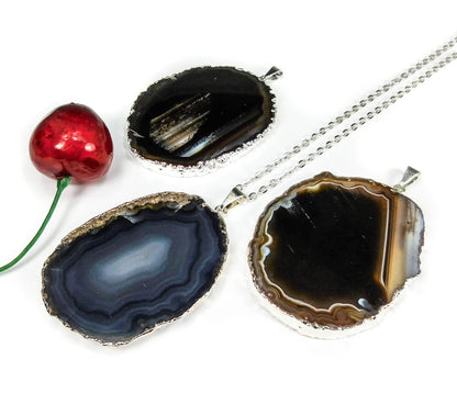 Agate Slice Necklace Pendant (Black)(Silver Edges) Natural Geode Slice Jewelry