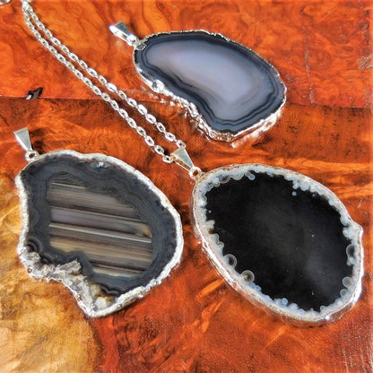 Agate Slice Necklace Pendant (Black)(Silver Edges) Natural Geode Slice Jewelry