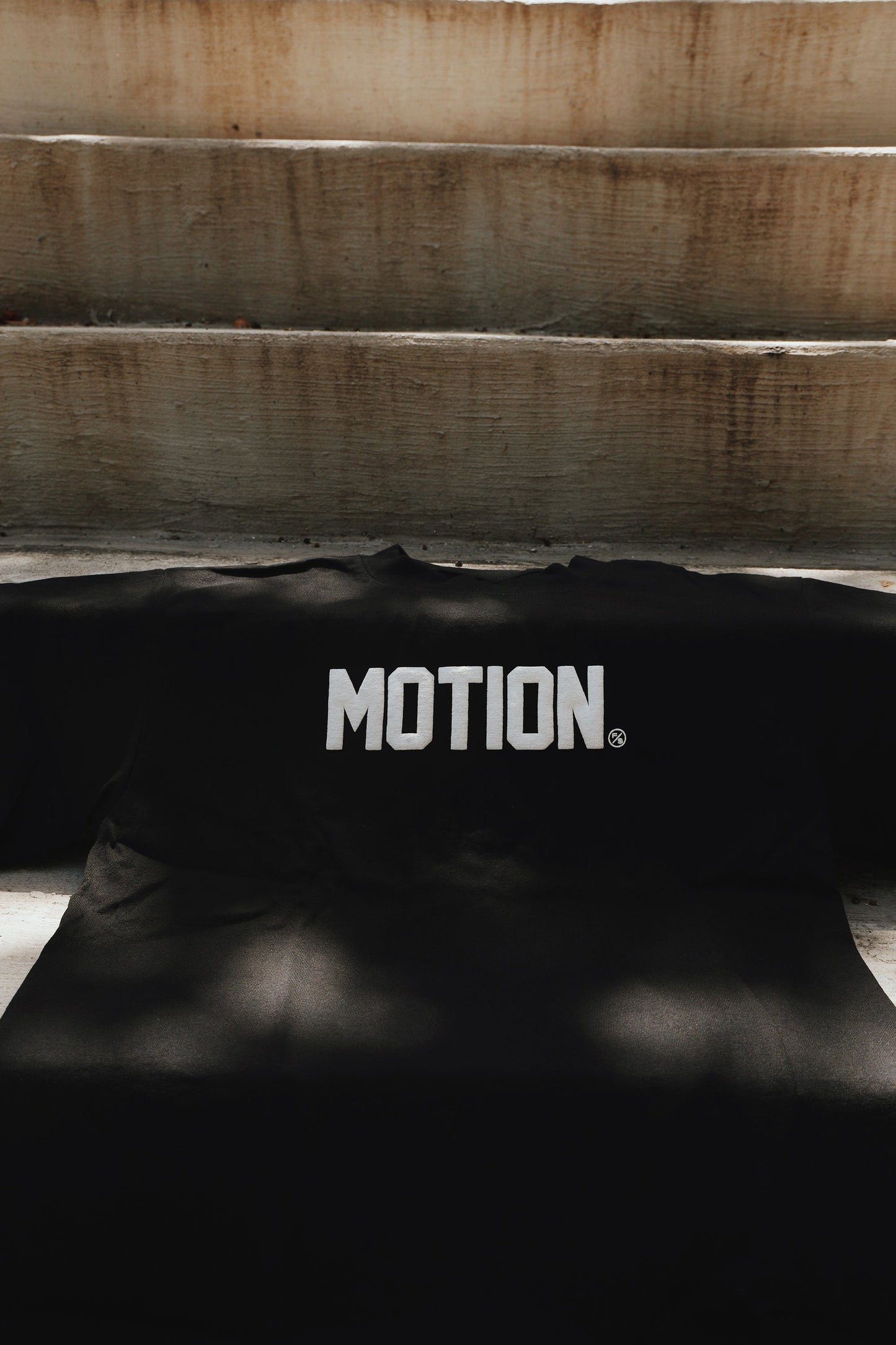 Motion (Black)