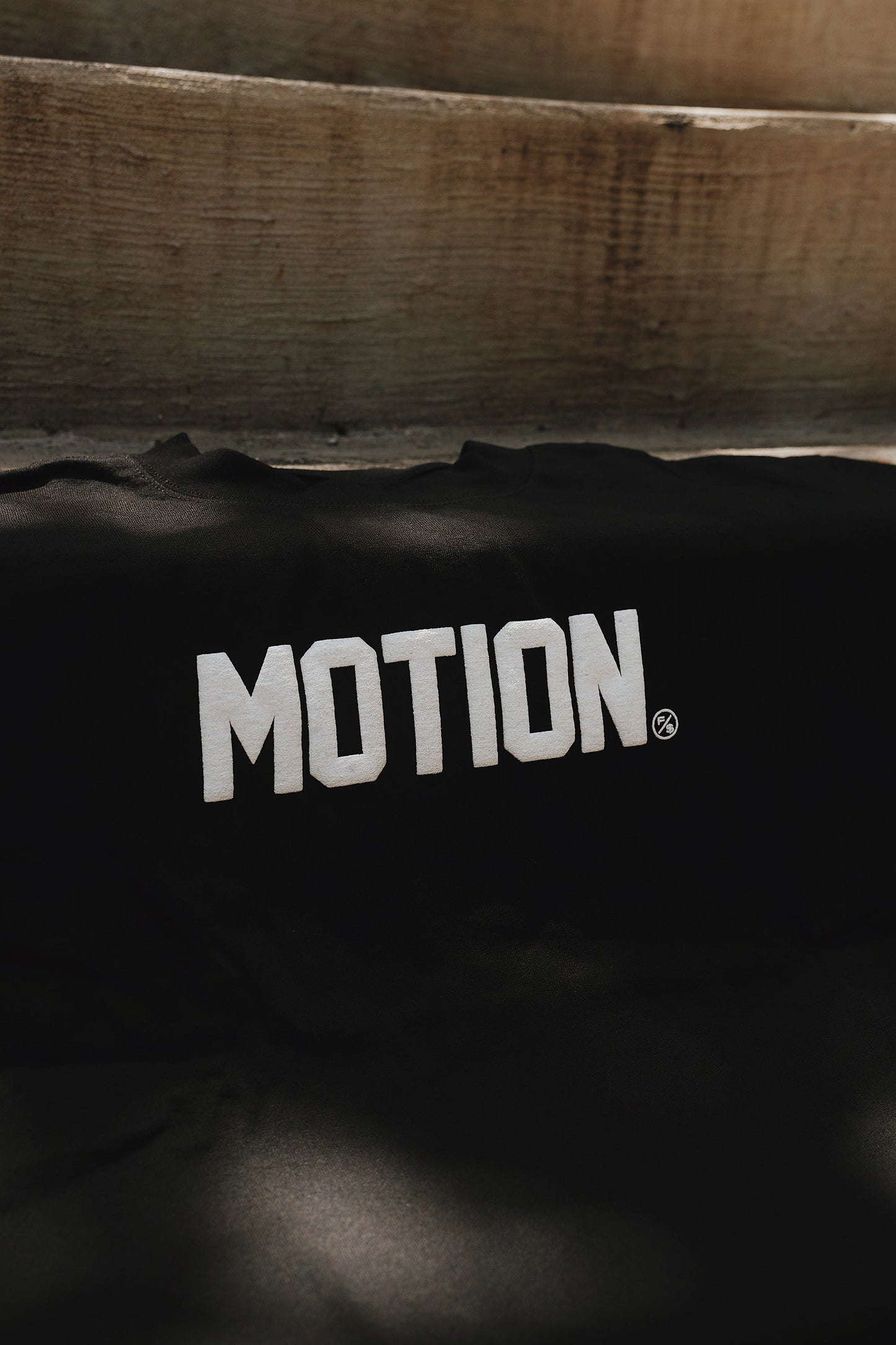 Motion (Black)