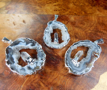 Oco Geode Druzy Pendant with Quartz Crystal (Silver Plated Edges) Necklace Charm