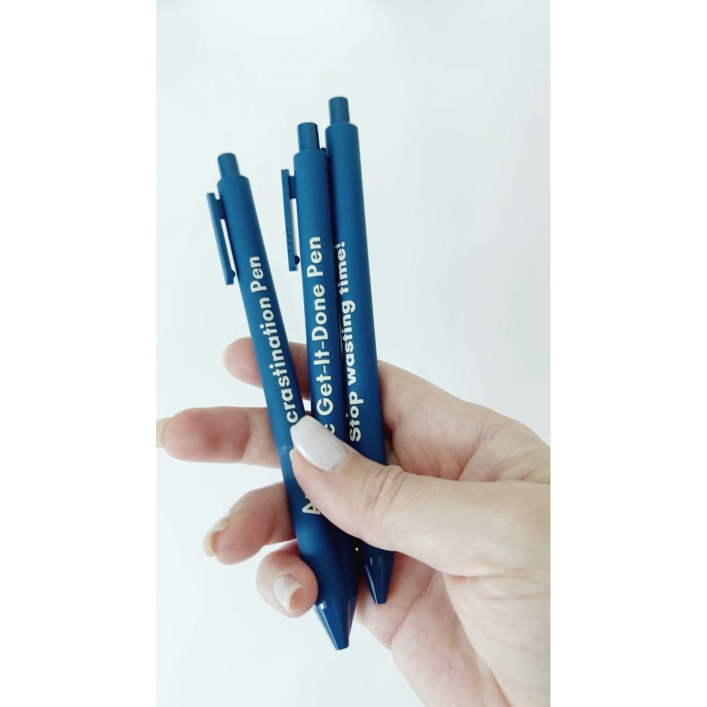 Anti-Procrastination Pen Set 💡 | Gel Click Pen Gift Set | 3 Pens in Navy by The Bullish Store