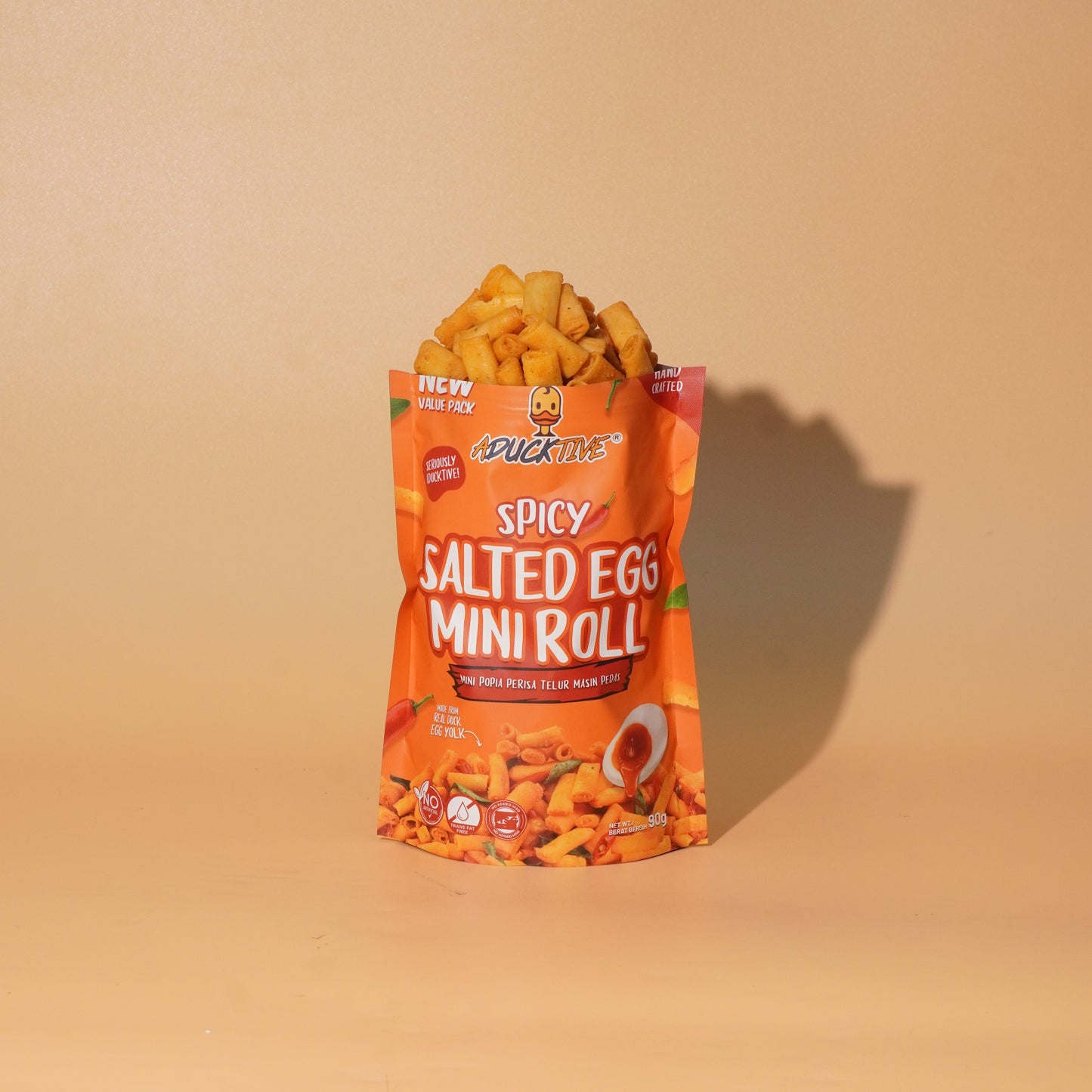 SPICY SALTED EGG MINI ROLL CHIP - 90 grams