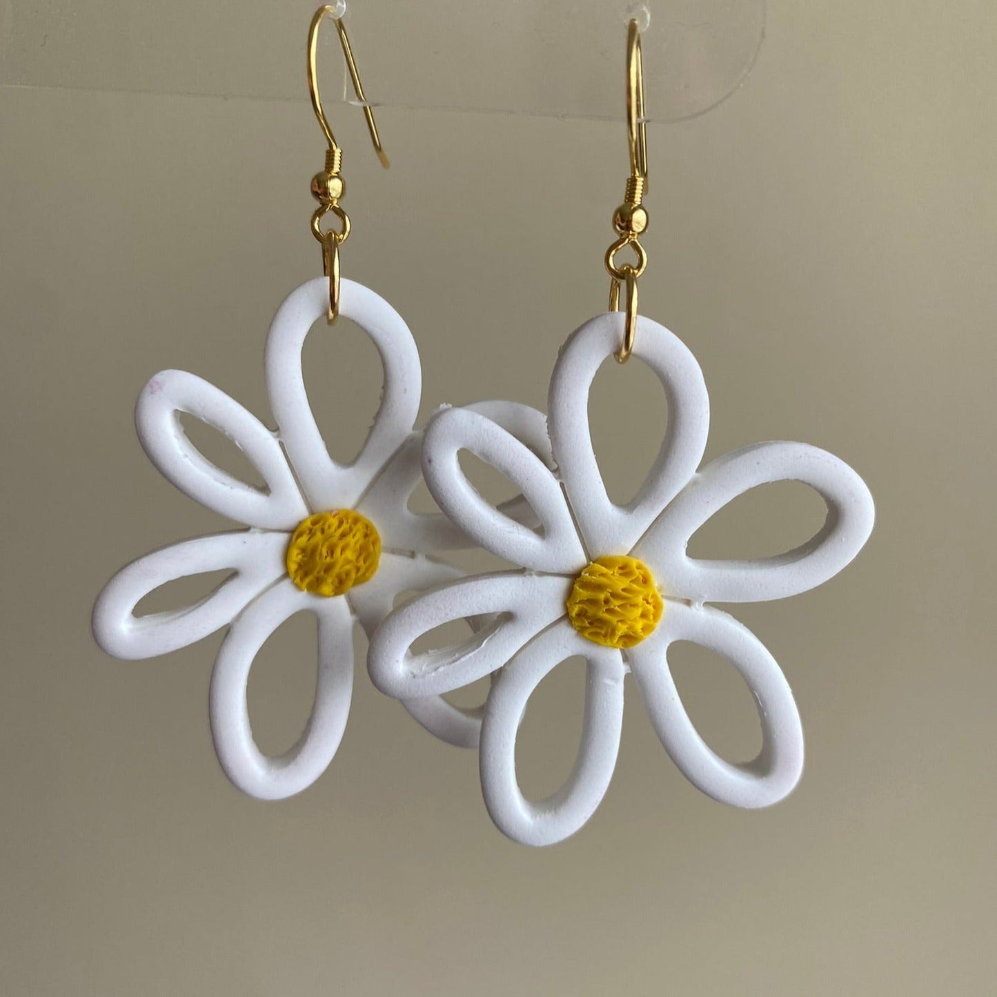 White flower daisy polymer clay dangle earrings