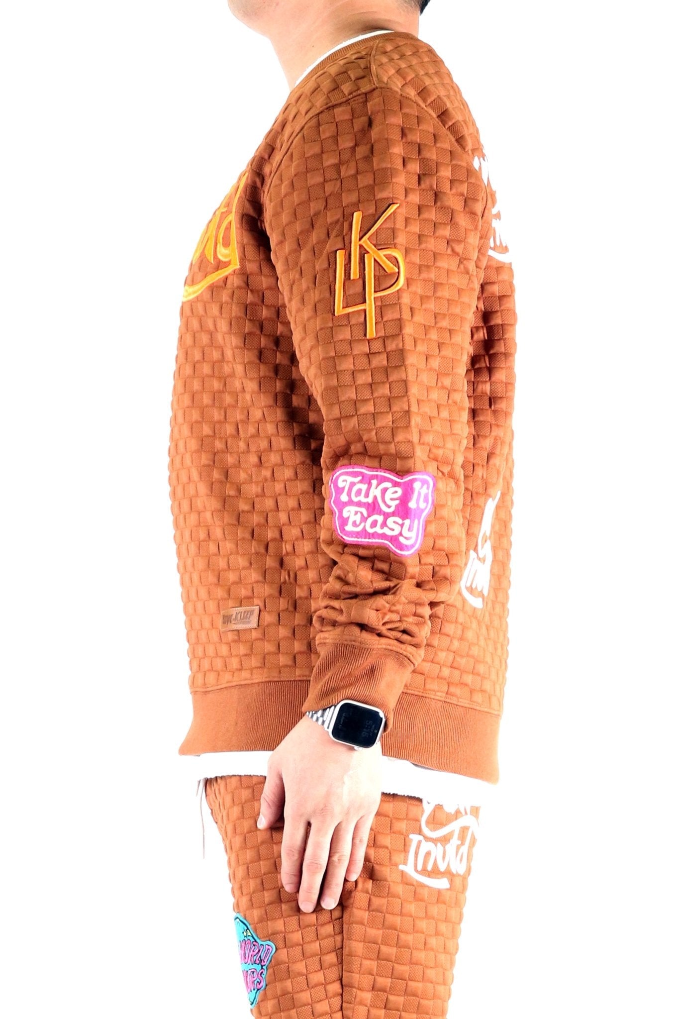 BRONCE Waffle Square Pattern crewneck pullover with patches