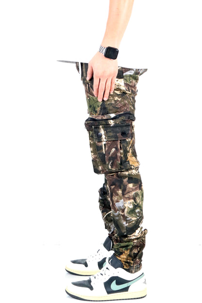 LOGAN Men's premium twill forest camo pattern cargo pants.