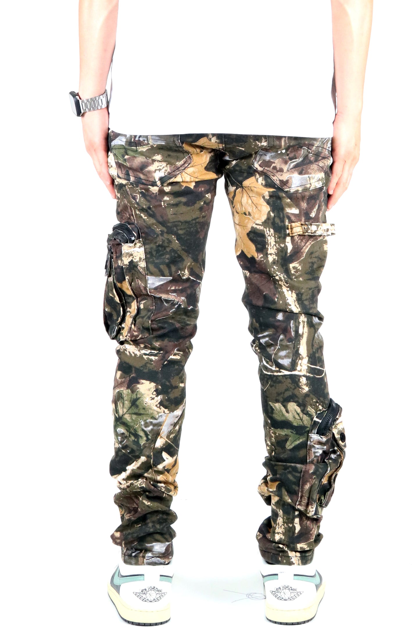 LOGAN Men's premium twill forest camo pattern cargo pants.