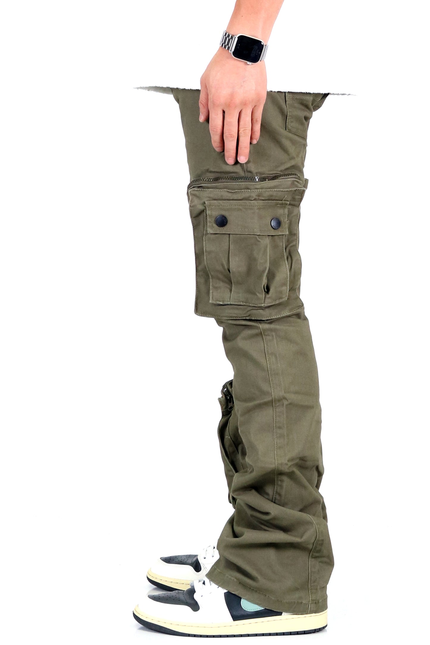 Rapto Men's premium twill olive cargo stacked pants.