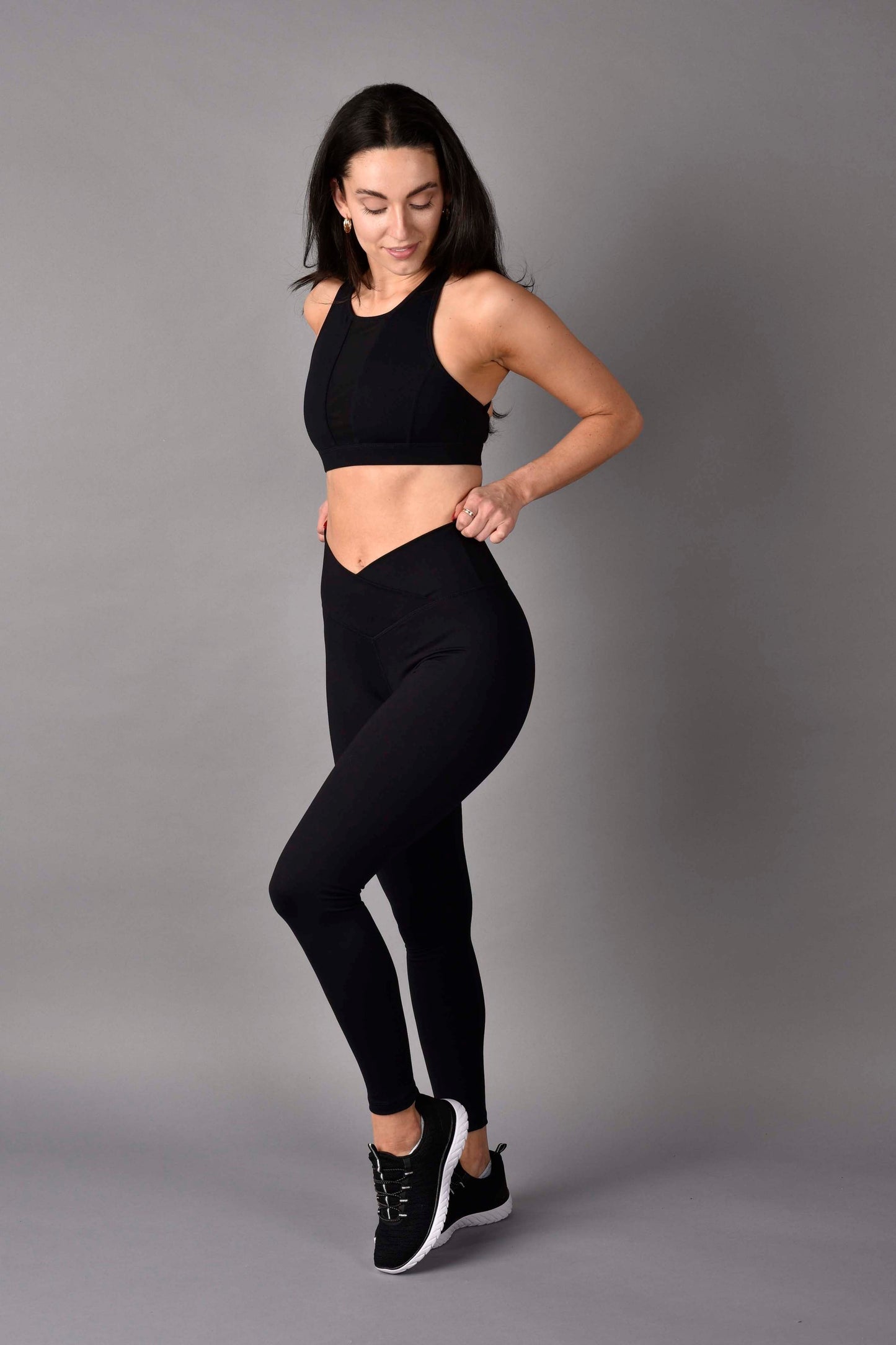 High Rise Matte Luxe Crossover 7/8 Legging in Black