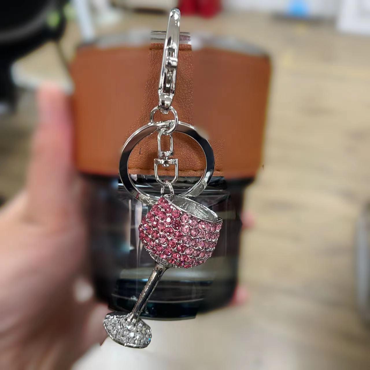 Glittering Wine Glass Keychain: A Sparkling Nod to Oenophiles